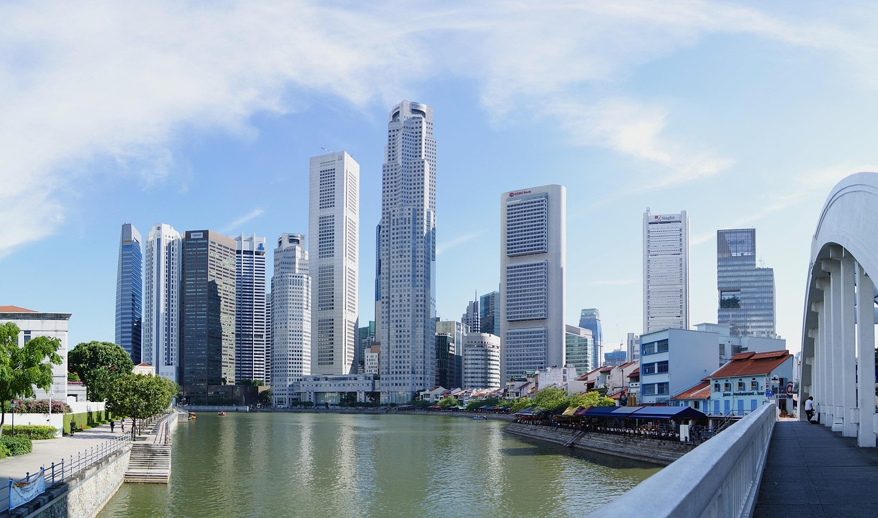 中珠控股最新利好资讯引领市场，展望未来美好前景