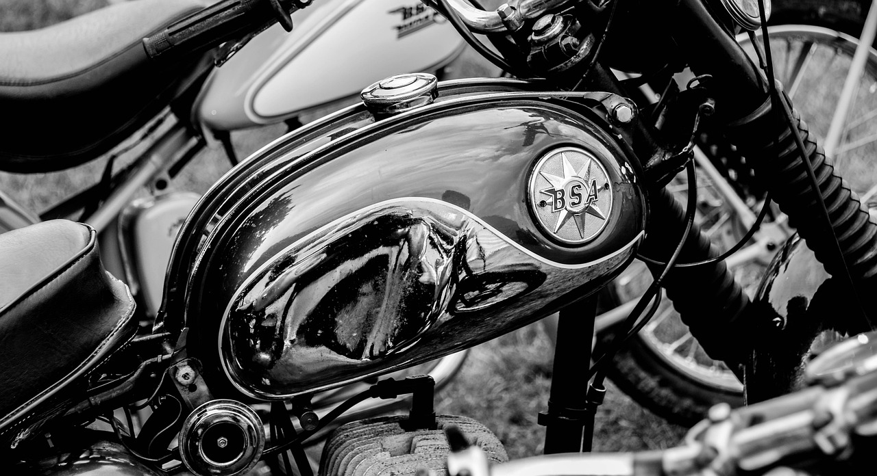 速度与激情的无畏之旅,最危险摩托车比赛视频