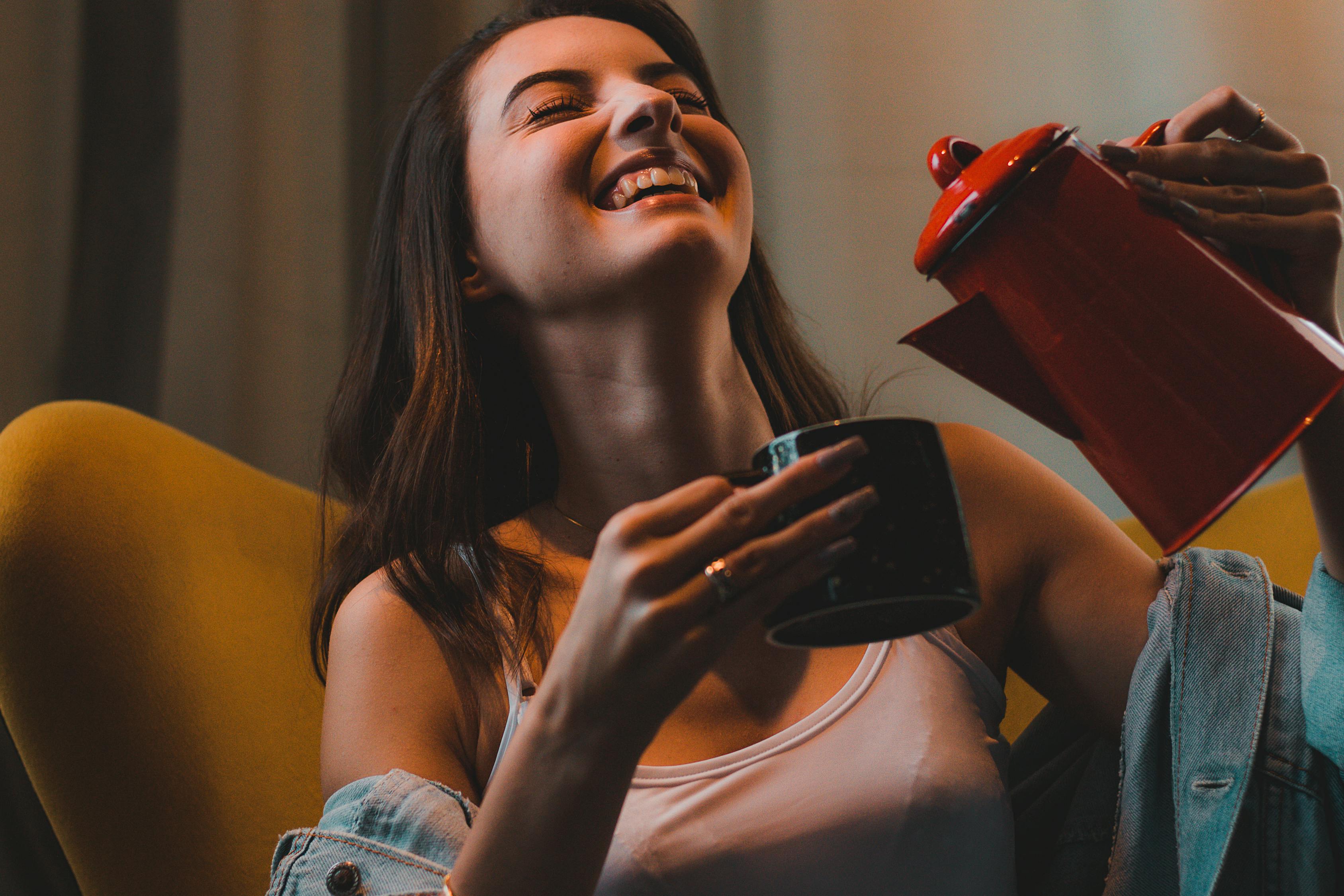 快乐星球演员表星光璀璨,角色生动展现风采