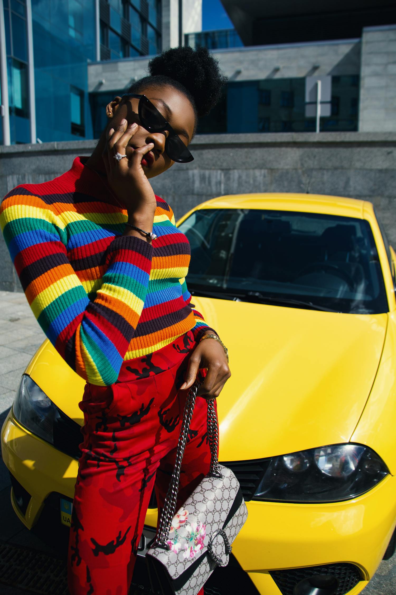 彼得老哥最新腿模照片,时尚魅力的展现