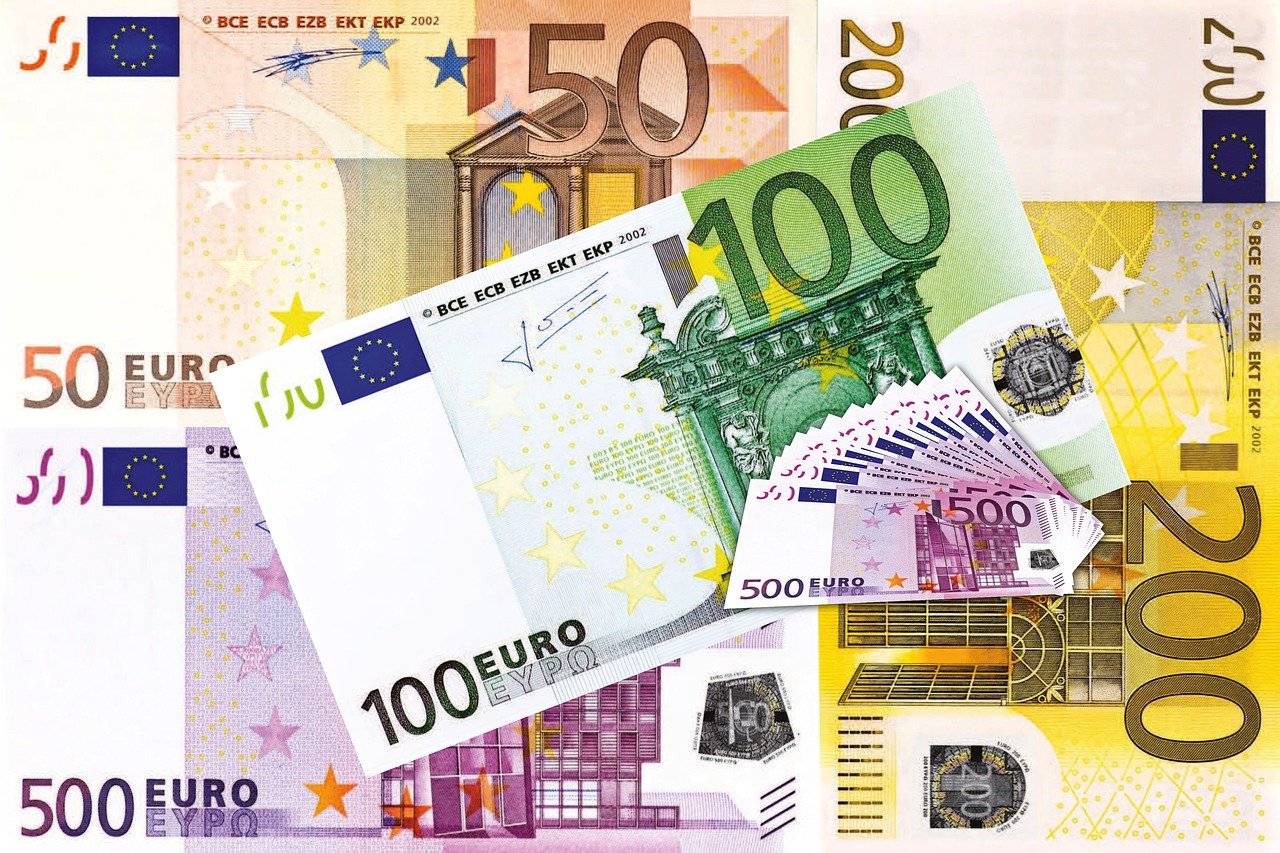 猴票价格走势分析,市场趋势与收藏价值探讨