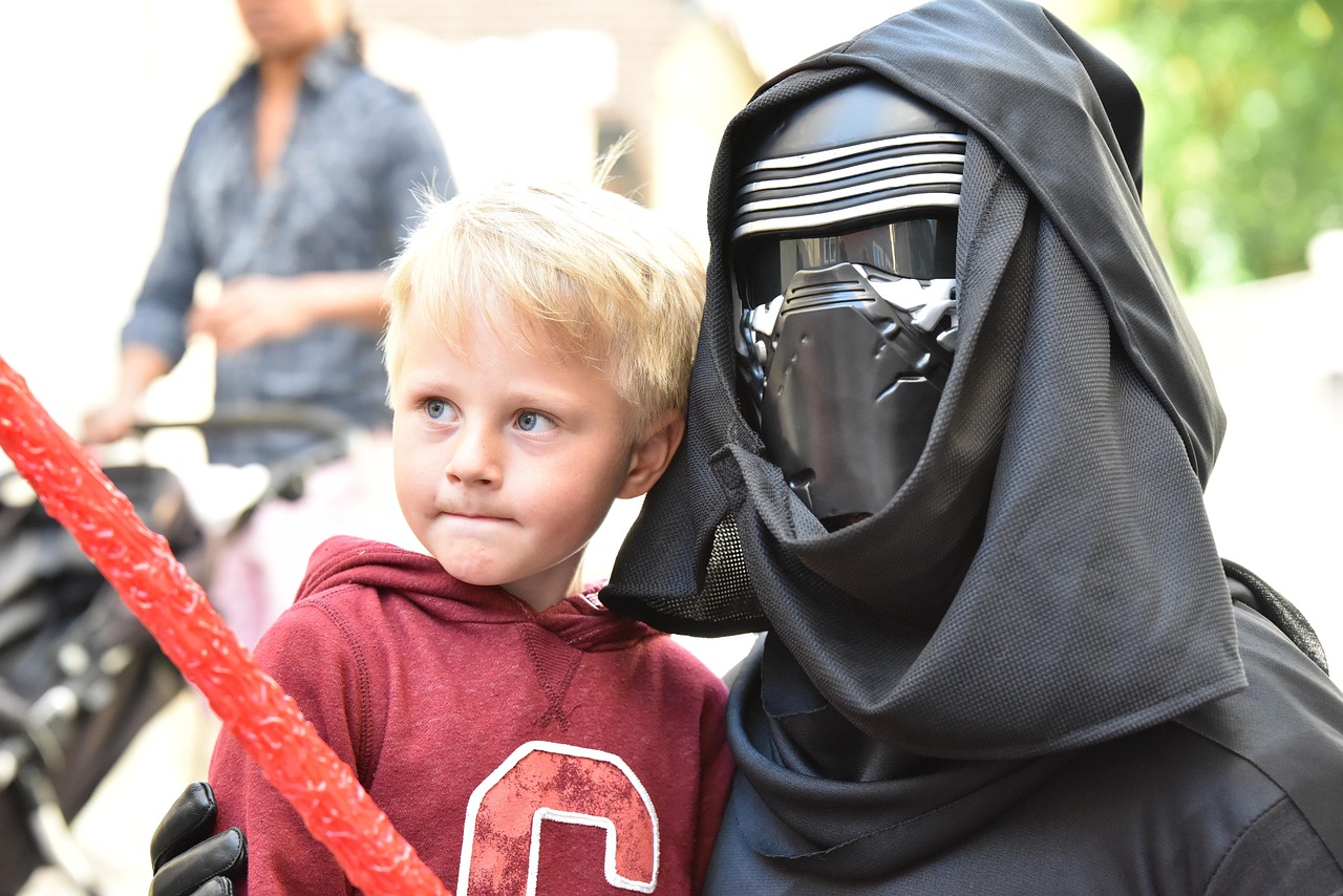 演员关洪,银幕上的耀眼之星