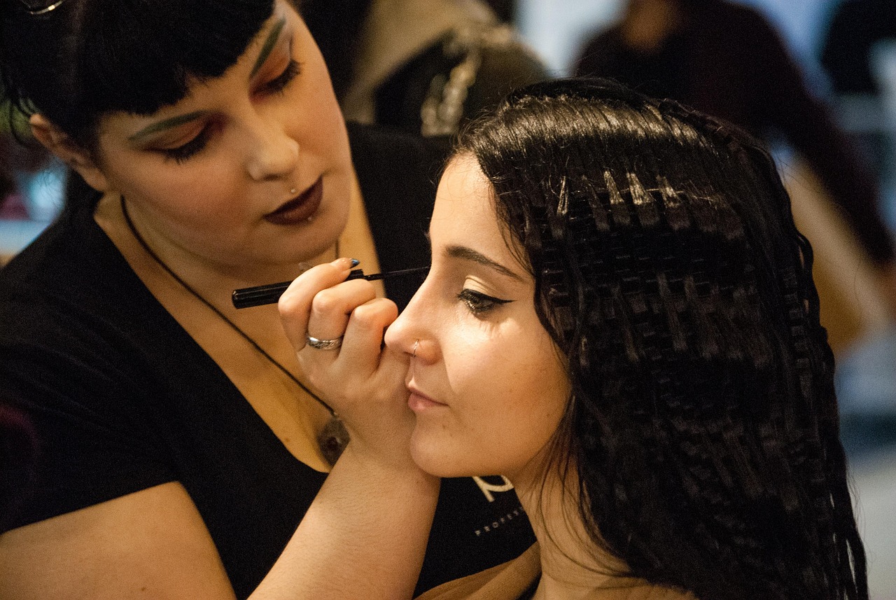 女演员王静,生平简介与事业概览