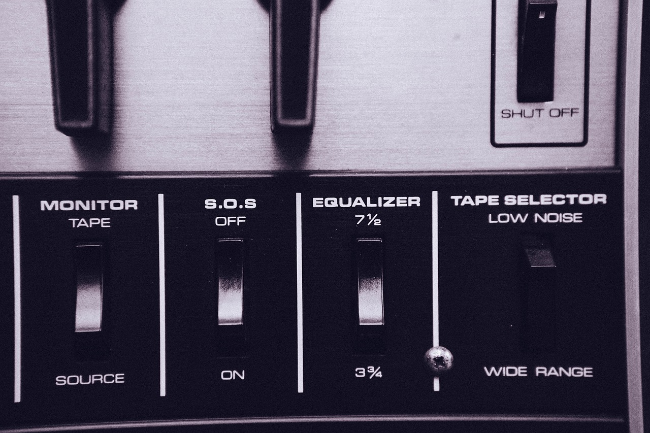 最新款耳机技术革新带来的极致体验