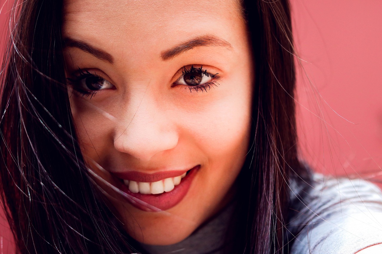 刘诗诗短发新造型，时尚魅力与优雅气质的交融展现