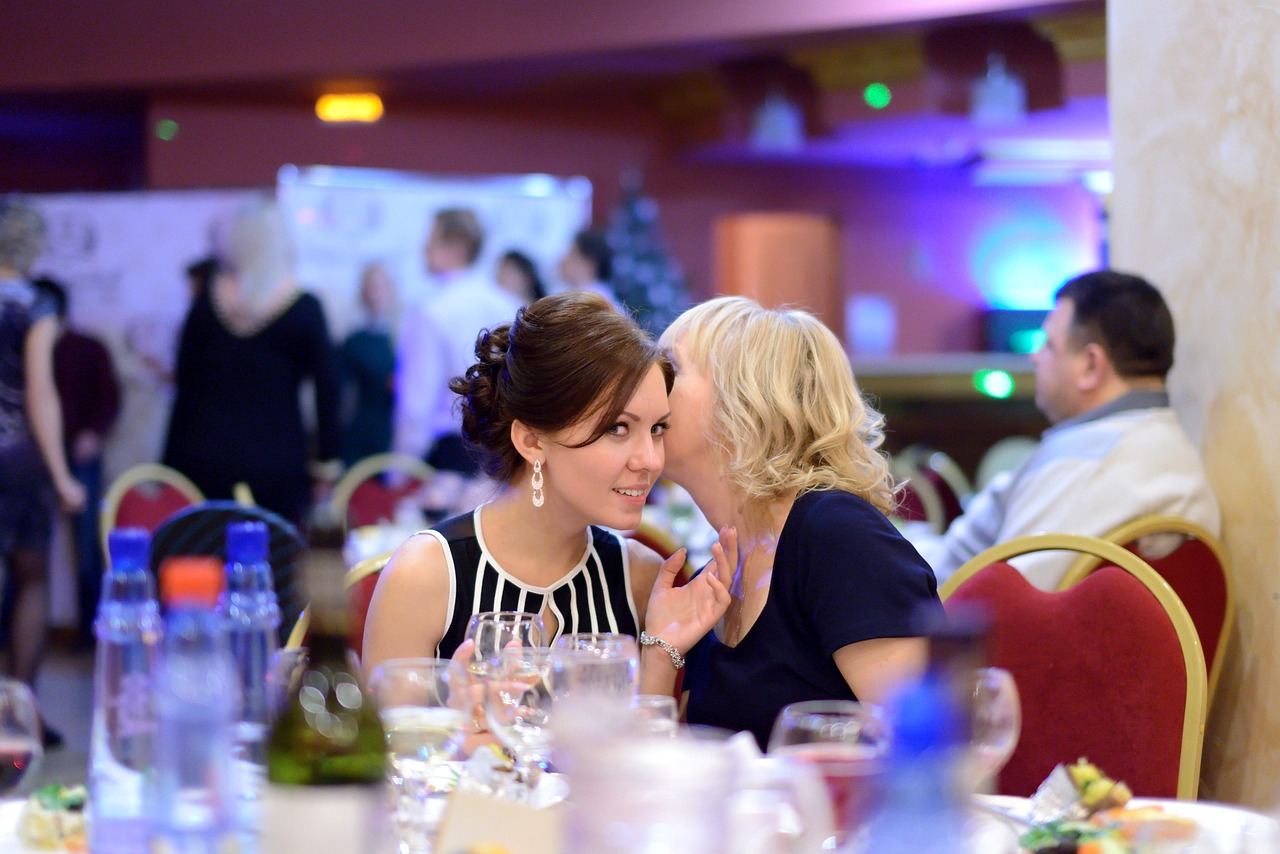 禁忌爱情电影,情感边缘的迷离世界探索