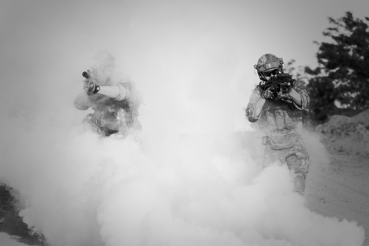 最新野战图片精选,展现现代战争的独特魅力