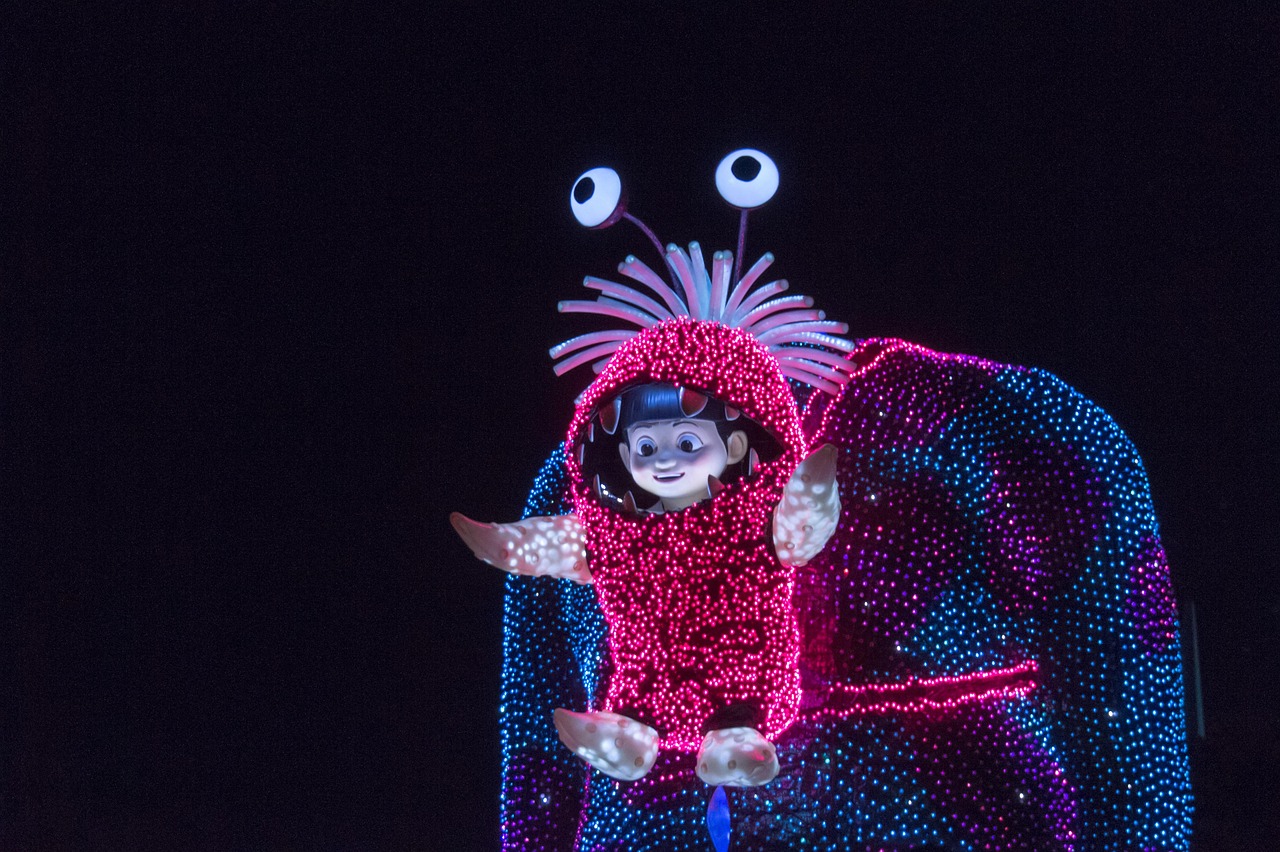 雷蛇新品发布，科技与时尚的先锋之作亮相！