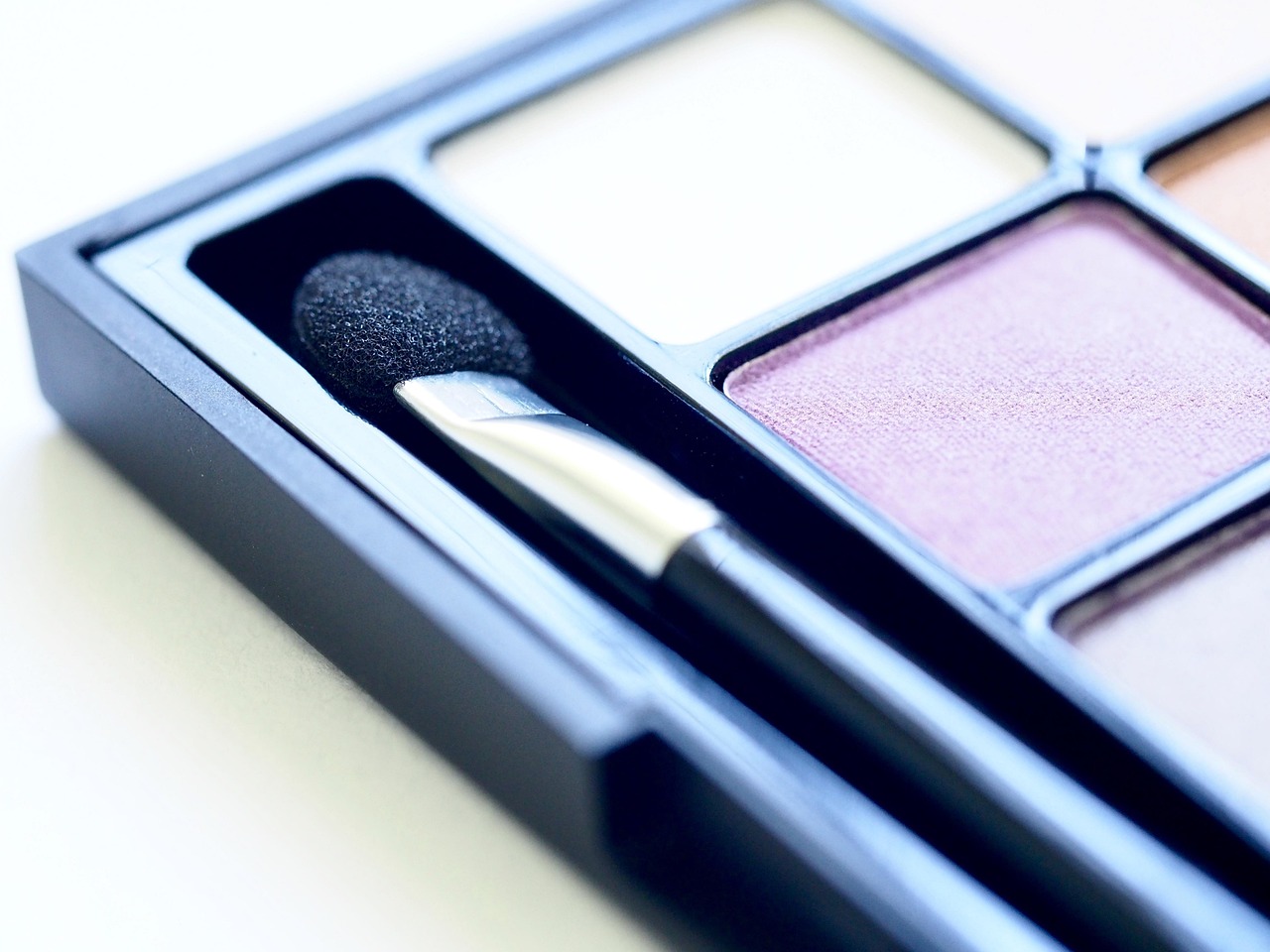 圣罗兰新款香水,时尚之巅的迷人魅力探索