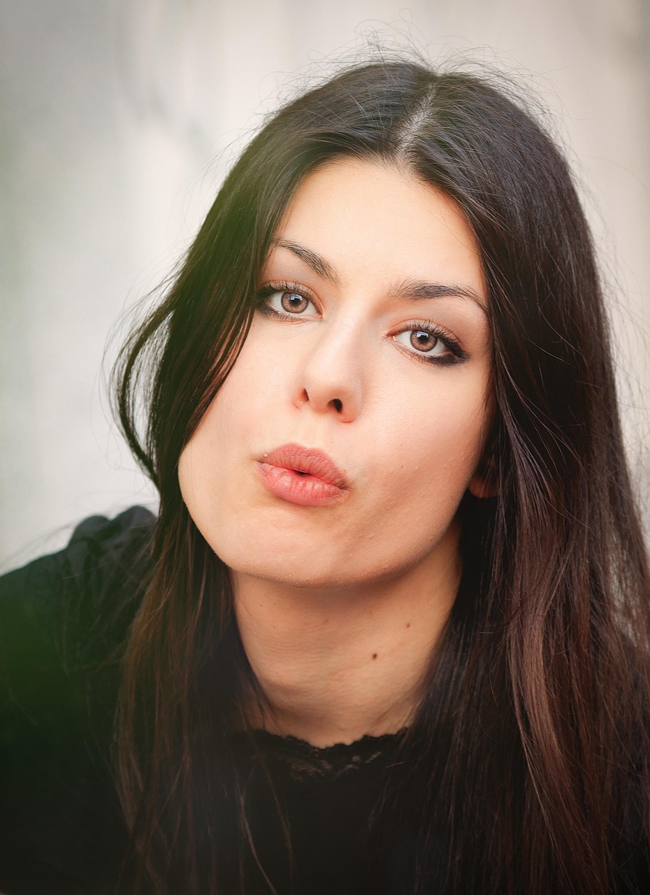 最新女学生短发流行趋势与造型指南揭秘短发魅力