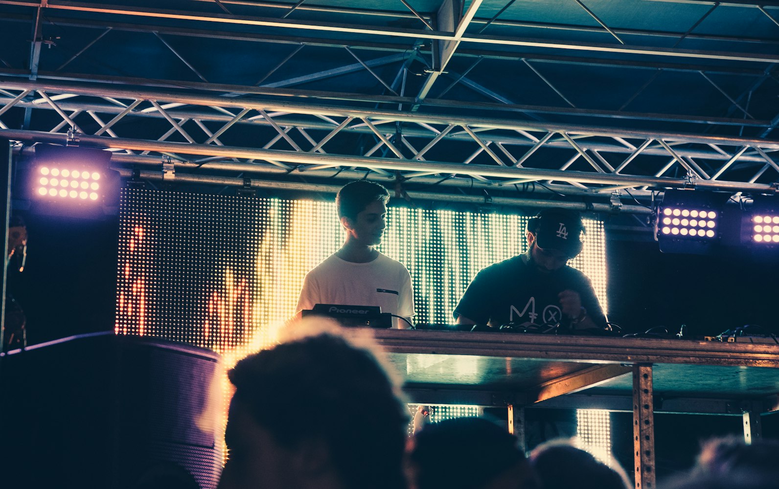 吉沢新作,探索未知领域,展现艺术无限魅力